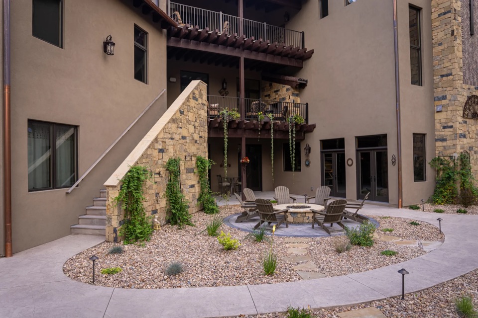 A multi-zone sanctuary in Elizabeth