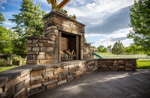 Custom outdoor fire pit builders in Denver & Colorado Springs