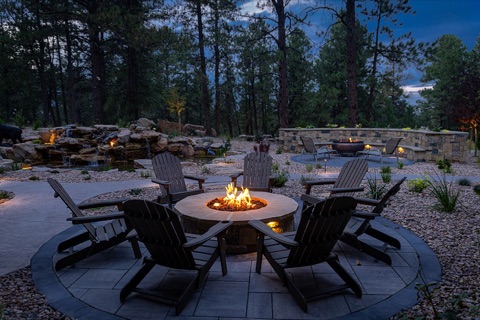 Custom outdoor fire pit builders in Denver & Colorado Springs